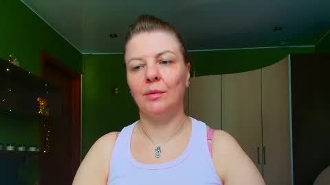 Snapshot of veronikawgold chatting on 05.22.26 VeronikawGold online show from 05.22.26