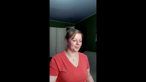 Snapshot of veronikawgold chatting on 05.24.26 VeronikawGold online show from 05.24.26