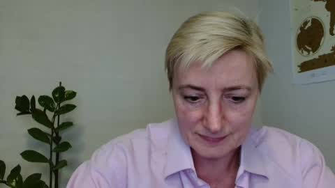 Snapshot of verony_ chatting on 03.06.25 verony_ online show from 03.06.25
