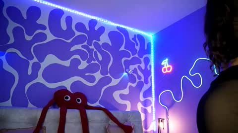 Snapshot of verosmit1 chatting on 11.03.25 online show from 11.03.25