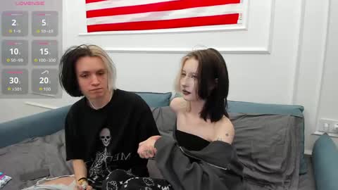 Snapshot of veryraretwins chatting on 05.24.26 veryraretwins online show from 05.24.26