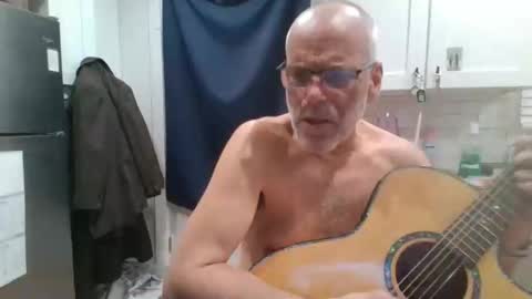 Snapshot of verysmallpeni chatting on 12.08.24 verysmallpeni online show from 12.08.24