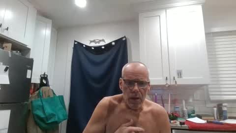 Snapshot of verysmallpeni chatting on 12.14.24 verysmallpeni online show from 12.14.24