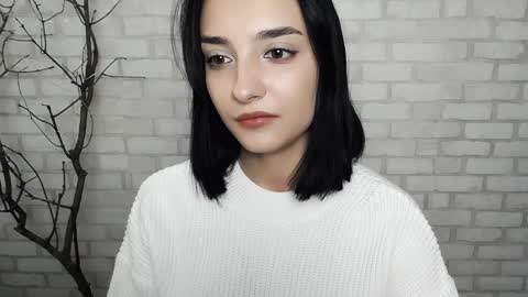 Snapshot of veryveryshygirl chatting on 12.09.24 Ana online show from 12.09.24