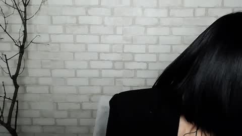 Snapshot of veryveryshygirl chatting on 12.12.24 Ana online show from 12.12.24