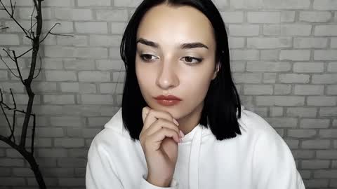 Snapshot of veryveryshygirl chatting on 12.12.24 Ana online show from 12.12.24