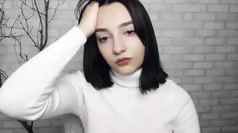 Snapshot of veryveryshygirl chatting on 01.16.25 Ana online show from 01.16.25