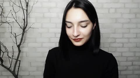 Snapshot of veryveryshygirl chatting on 01.17.25 Ana online show from 01.17.25