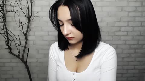 Snapshot of veryveryshygirl chatting on 01.23.25 Ana online show from 01.23.25