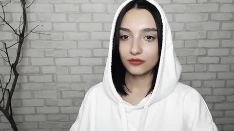 Snapshot of veryveryshygirl chatting on 02.06.25 Ana online show from 02.06.25