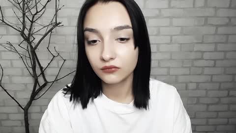 Snapshot of veryveryshygirl chatting on 02.07.25 Ana online show from 02.07.25