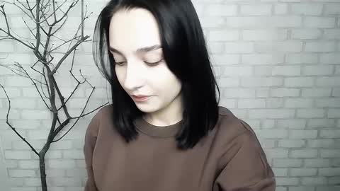 Snapshot of veryveryshygirl chatting on 02.10.25 Ana online show from 02.10.25