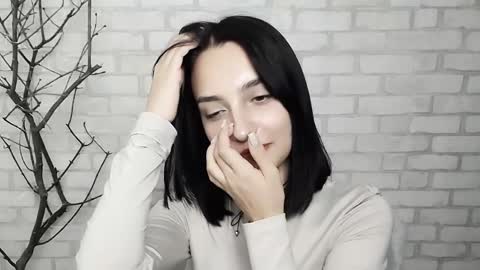 Snapshot of veryveryshygirl chatting on 02.11.25 Ana online show from 02.11.25