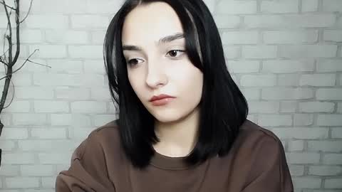 Snapshot of veryveryshygirl chatting on 02.13.25 Ana online show from 02.13.25