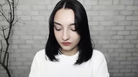 Snapshot of veryveryshygirl chatting on 02.15.25 Ana online show from 02.15.25