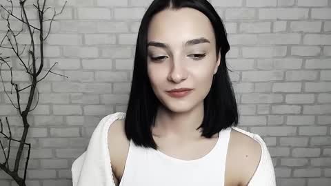 Snapshot of veryveryshygirl chatting on 02.20.25 Ana online show from 02.20.25