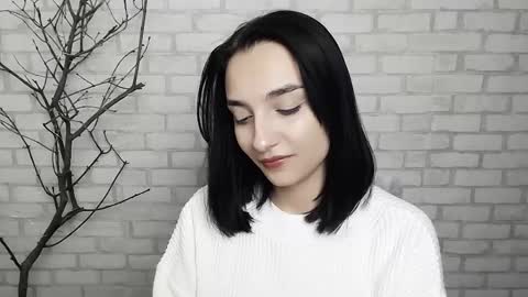 Snapshot of veryveryshygirl chatting on 02.24.25 Ana online show from 02.24.25