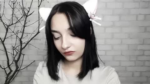 Snapshot of veryveryshygirl chatting on 02.25.25 Ana online show from 02.25.25