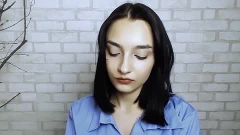 Snapshot of veryveryshygirl chatting on 02.27.25 Ana online show from 02.27.25