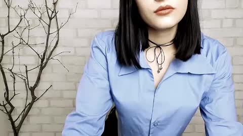 Snapshot of veryveryshygirl chatting on 03.11.25 Ana online show from 03.11.25