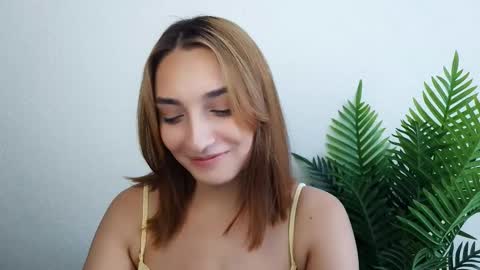 Snapshot of veryveryshygirl chatting on 09.09.25 Ana online show from 09.09.25