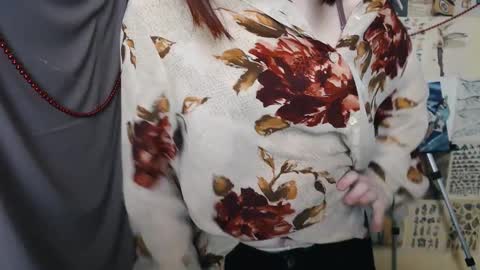 veryveryvery_shy online show from 01.05.25