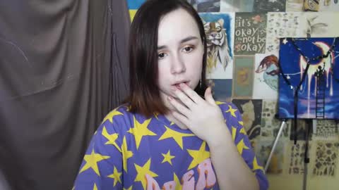 veryveryvery_shy online show from 02.28.25