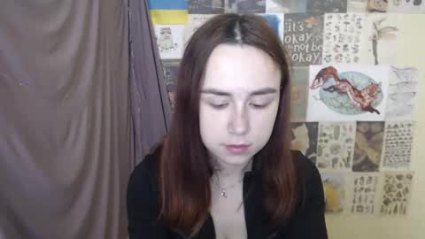 Snapshot of veryveryvery_shy chatting on 12.02.25 veryveryvery_shy online show from 12.02.25