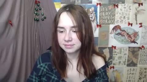 Snapshot of veryveryvery_shy chatting on 01.08.26 veryveryvery_shy online show from 01.08.26