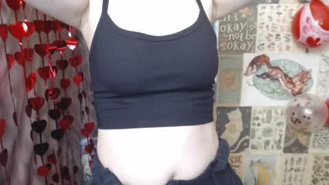 Snapshot of veryveryvery_shy chatting on 02.10.26 veryveryvery_shy online show from 02.10.26