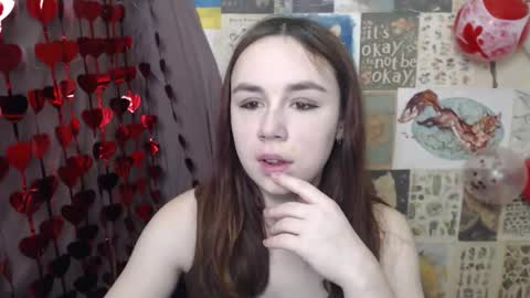 Snapshot of veryveryvery_shy chatting on 02.11.26 veryveryvery_shy online show from 02.11.26