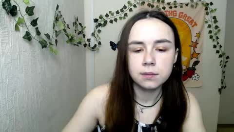 Snapshot of veryveryvery_shy chatting on 03.02.26 veryveryvery_shy online show from 03.02.26