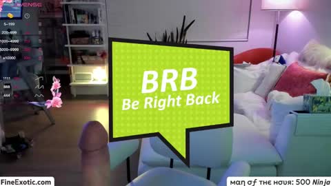 Snapshot of vesafine chatting on 02.23.25 vesafine online show from 02.23.25