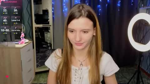 Snapshot of vett1a chatting on 10.11.25 vett1a online show from 10.11.25