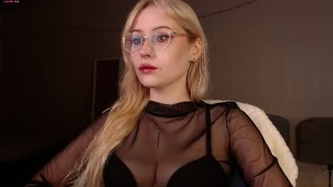 Snapshot of vetta_dey chatting on 07.22.26 Iva online show from 07.22.26
