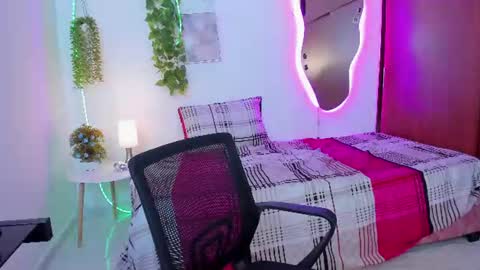 hi im vexa online show from 06.23.26