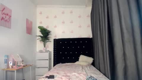 vexin_paxley online show from 04.06.26