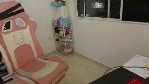 Sofa  online show from 04.09.26