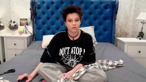 Via online show from 03.03.26