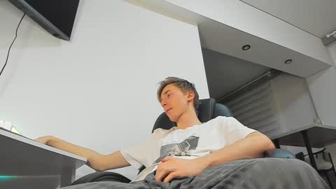 vibemygirl online show from 01.31.25