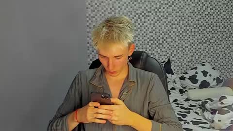 vibemygirl online show from 09.18.25