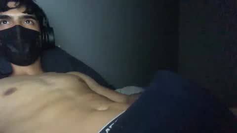 Snapshot of vicente24milf chatting on 10.14.25 vicente online show from 10.14.25