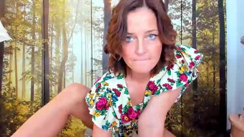 ViciousQueenu can call me Laura online show from 02.22.25