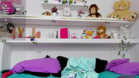  Vicky Flores  online show from 04.15.26