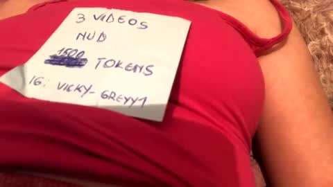 Snapshot of vicky_greyy chatting on 01.15.25 Vicky online show from 01.15.25