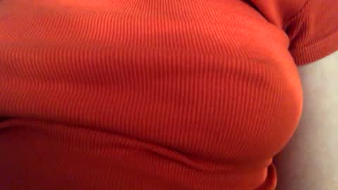 Snapshot of vicky_greyy chatting on 02.10.25 Vicky online show from 02.10.25