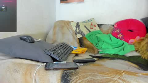 vicky manuela online show from 02.02.25