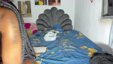 Snapshot of vicky_hotteei chatting on 02.11.26 vicky manuela online show from 02.11.26