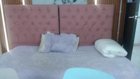 Victoria y Danniela online show from 05.20.26