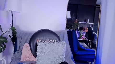 Vicky Greys online show from 10.15.25